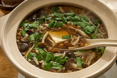 【陶鍋食譜】肉末鮮菇湯