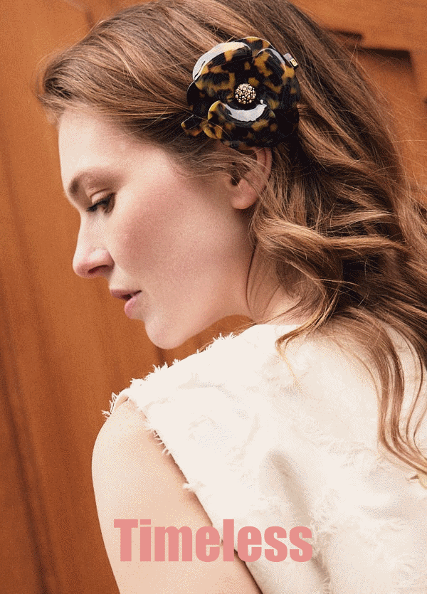 新品　M 桃色　ALEXANDRE DE PARIS ヘアクリップ ピンク 新品 M 桃色 ALEXANDRE DE PARIS ヘアクリップ ピンク 新品ALEXANDRE