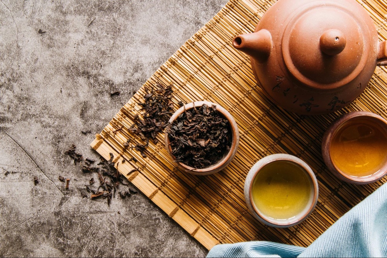  An image showing a teapot with fresh brew tea.